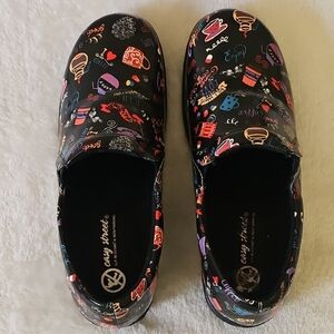 Easy Street Women's Tiffany Clog